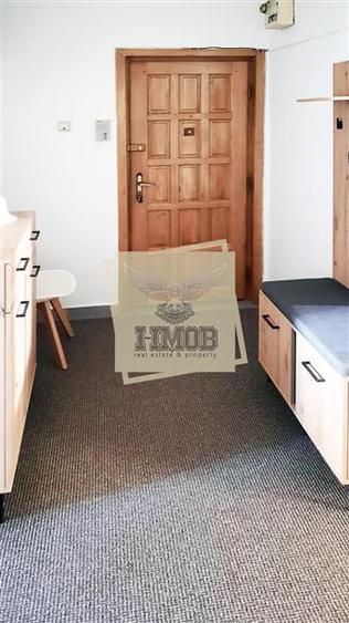 Apartament cu 3 camere decomandat, mobilat în Terezian