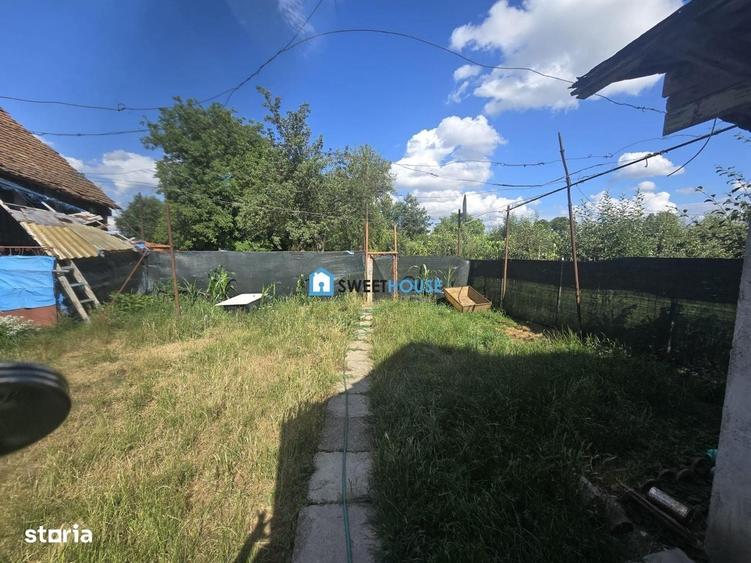 Casă cu 4 camere în Hurez