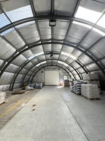 Spațiu industrial, de 224 mp, în Izvoare