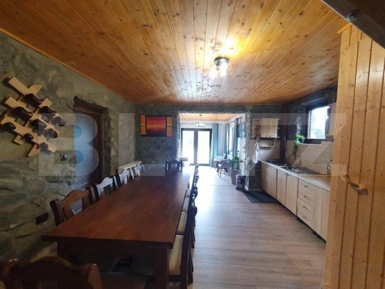 Casă individuală cu 5 camere cu Teren 1400 Mp în Nord
