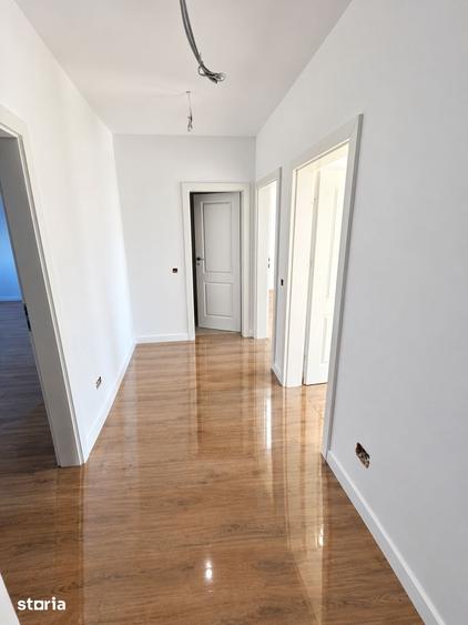 Apartament cu 3 camere în Cârcea