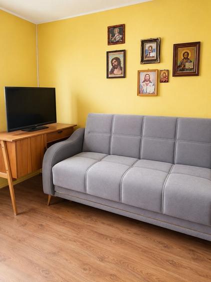 Apartament cu 2 camere semidecomandat în Satu Nou