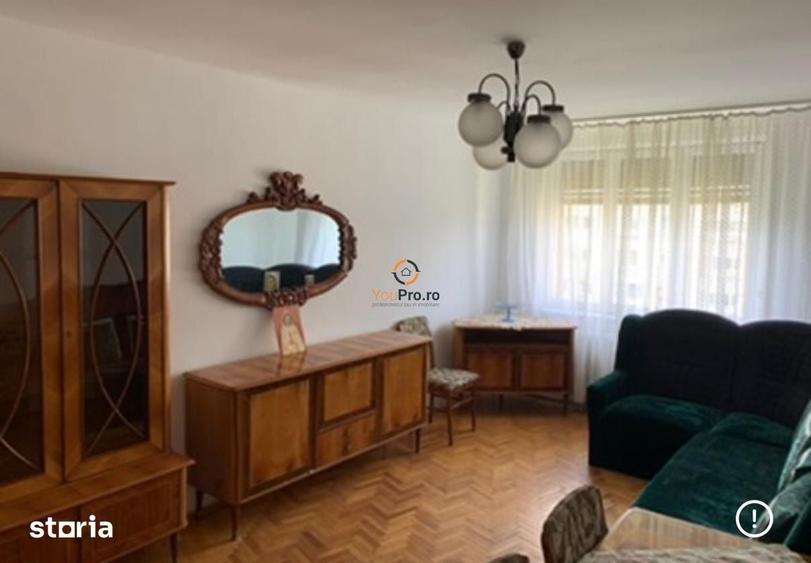 Decomandat 3 Camere Zona Complex Centrul de Afaceri - 2