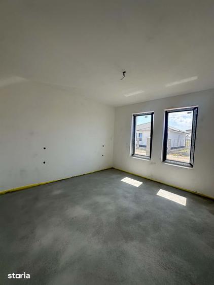 Casă cu 4 camere cu Teren 480 Mp în Central