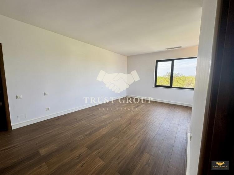 Apartament cu 4 camere decomandat în Herăstrău
