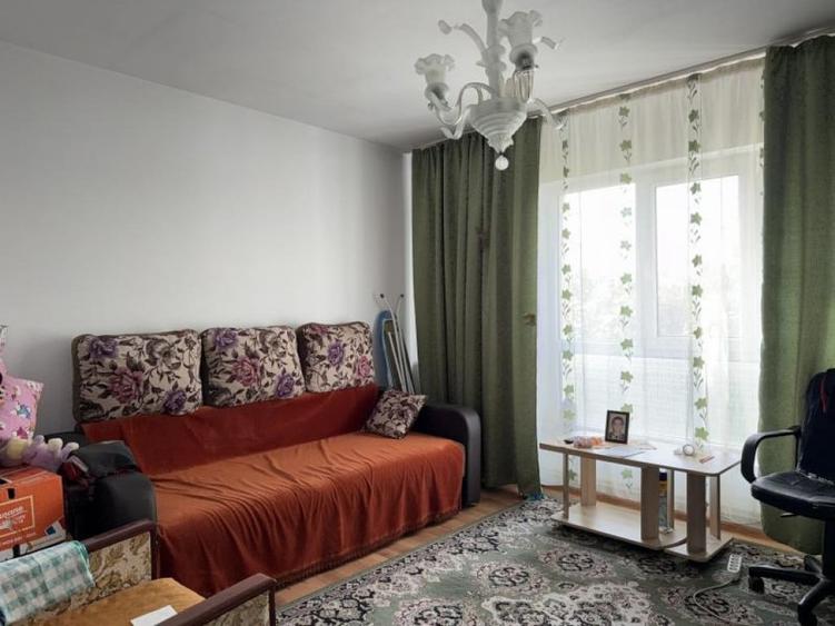 Casă cu 6 camere cu Teren 600 Mp în Copăcelu
