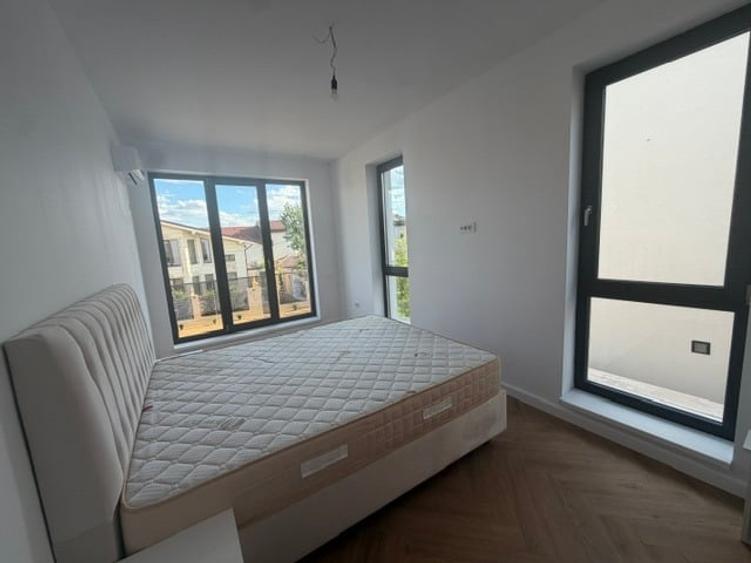 Casă individuală cu 4 camere cu Garaj în Corbeanca