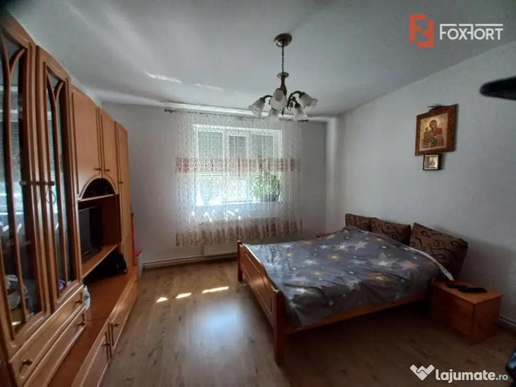 Casă cu 5 camere cu Teren 400 Mp în Kuncz