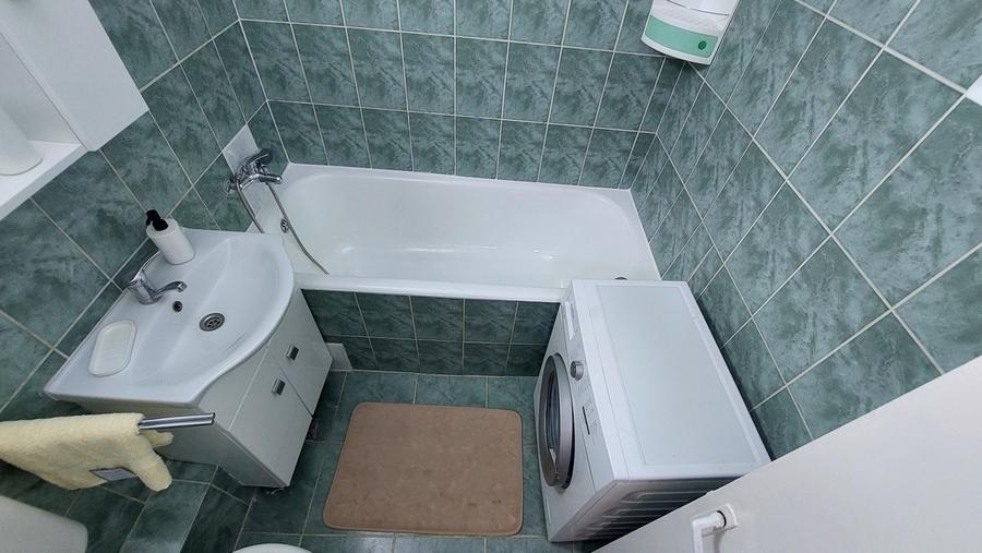 Garsonieră semidecomandată, mobilată în Basarabia