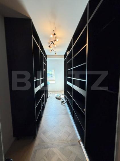 Apartament cu 3 camere semidecomandat în Făget