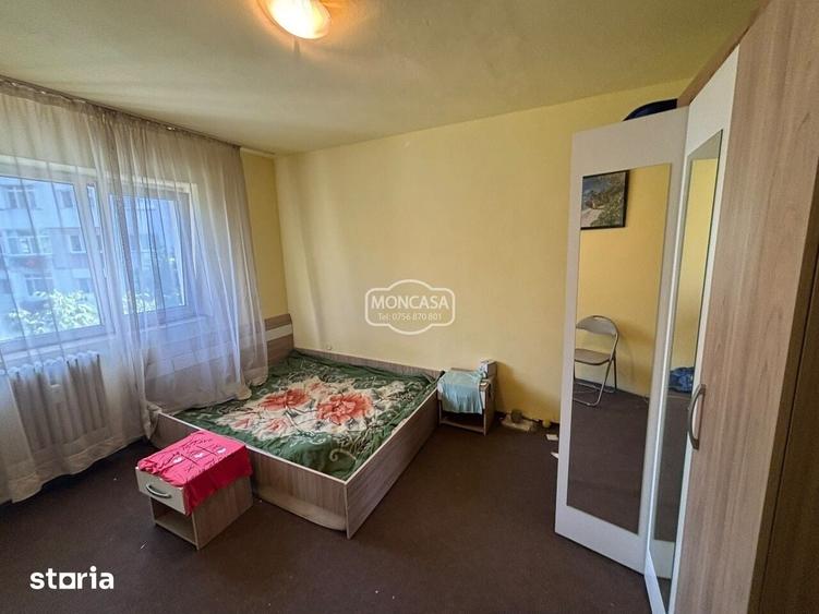 Garsonieră decomandată în Central