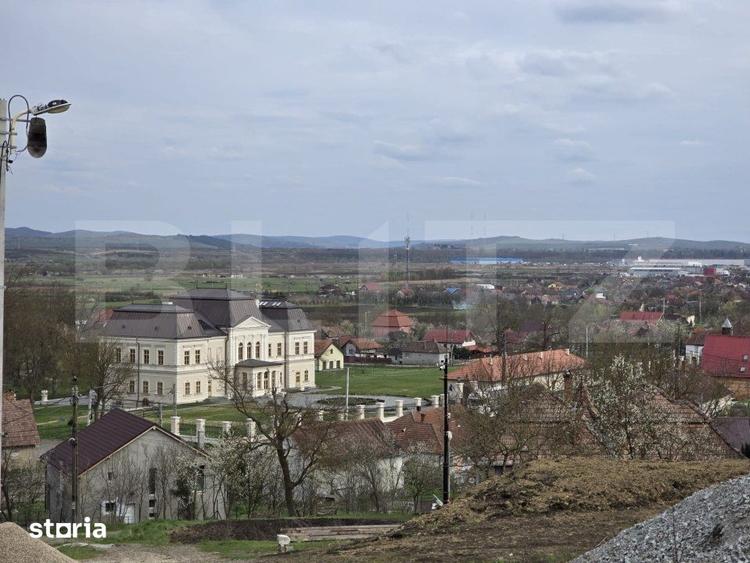 Teren de 1438 mp, în Bonț
