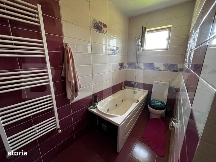 Casă cu 4 camere în Central