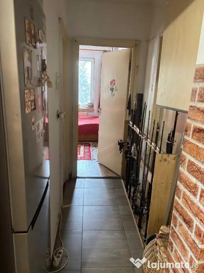 Apartament cu 3 camere semidecomandat în Gheorgheni