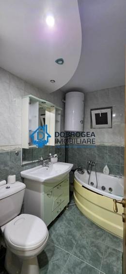 Apartament cu 3 camere decomandat, mobilat în E3