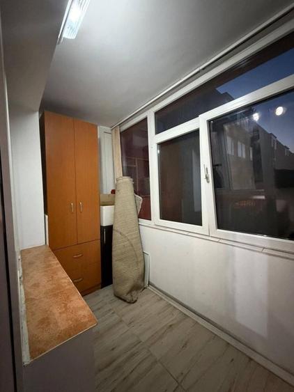 Apartament cu 2 camere decomandat în Podu Roș