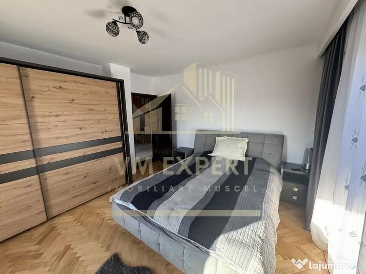 Casă cu 5 camere cu Teren 2078 Mp în Câmpulung Muscel