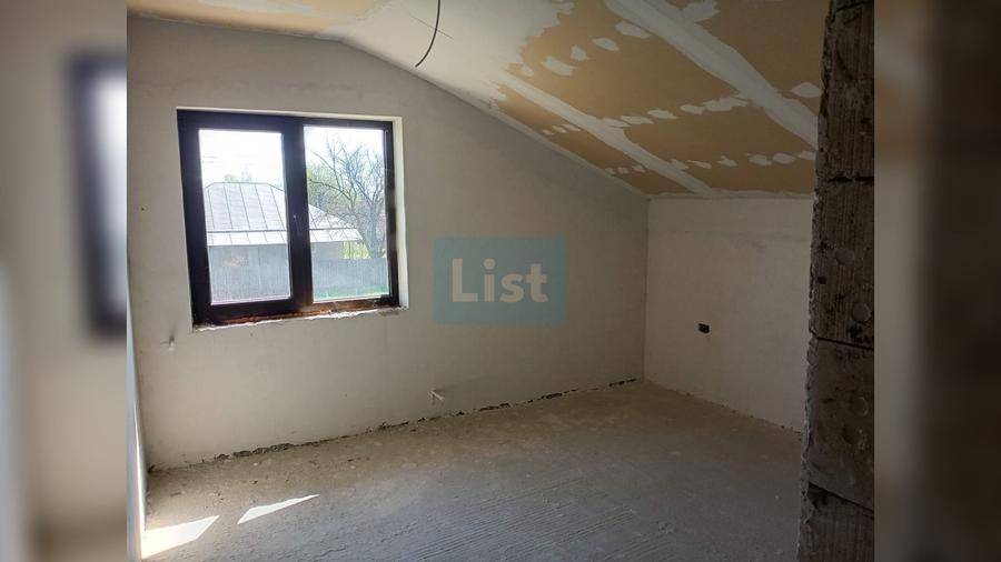 Casă individuală cu 7 camere cu Teren 1004 Mp în Vasile Alecsandri