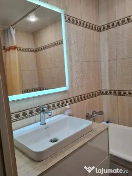 Apartament cu 2 camere decomandat în Olimpia-Stadion