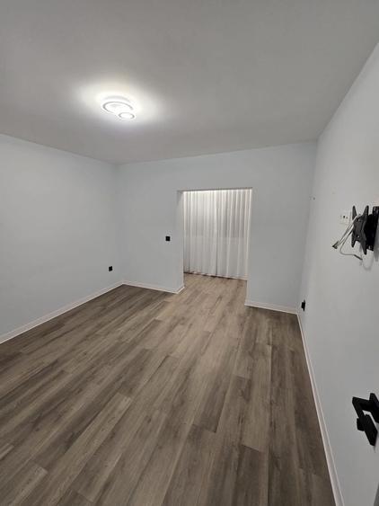 Apartament cu 2 camere decomandat în Ștrand