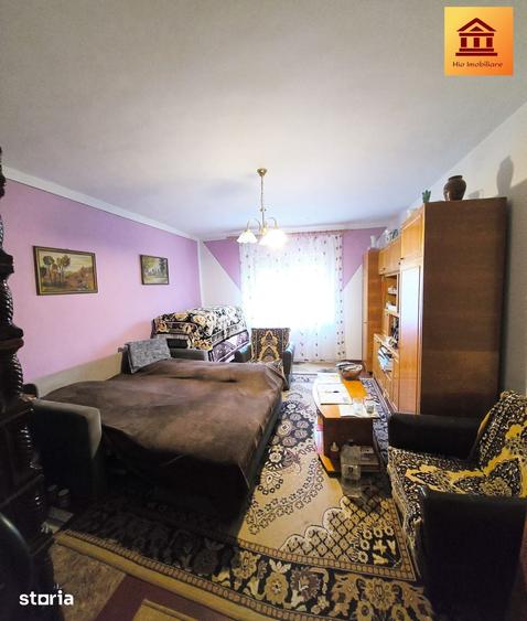 Casă cu 3 camere cu Teren 2880 Mp în Olari