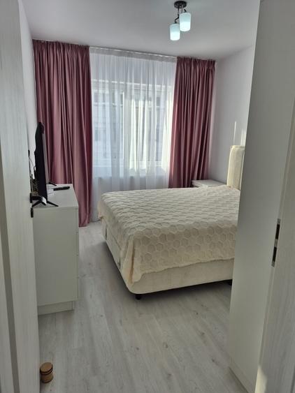 Apartament cu 2 camere semidecomandat în Militari