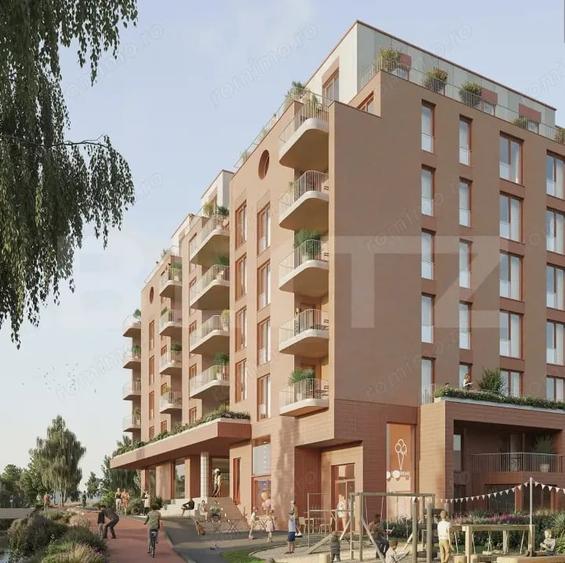 Apartament cu 4 camere semidecomandat în Central