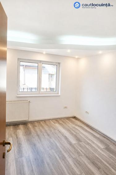 Casă individuală cu 4 camere cu Teren 300 Mp în Pipera
