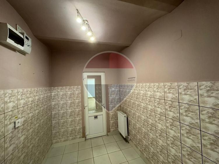 Spațiu comercial, de 73 mp, în Central