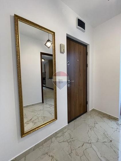 Apartament cu 2 camere semidecomandat, mobilat în Olteniței
