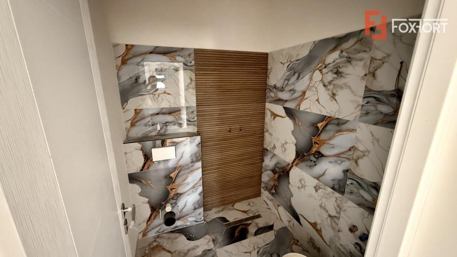 Duplex cu 3 camere cu Canalizare în Albina