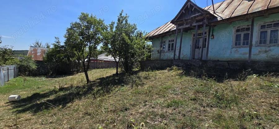 Casă cu 2 camere în Chicerea
