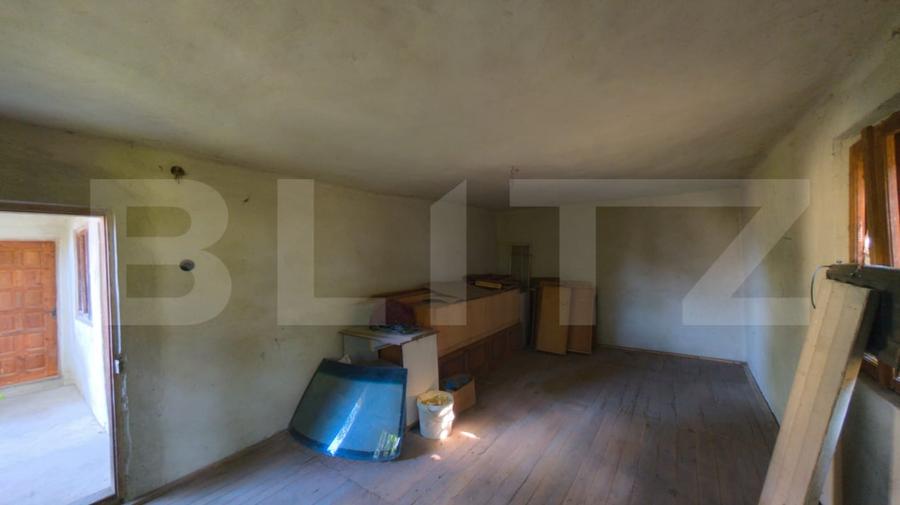 Casă individuală cu 4 camere cu Garaj în Exterior Nord