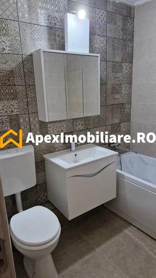 Apartament cu 3 camere decomandat, mobilat în Păcii