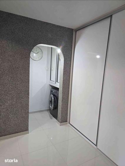 Apartament cu 2 camere, mobilat în Central