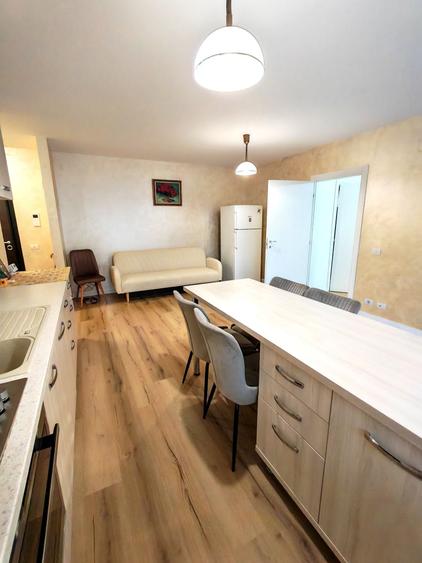 Apartament cu 2 camere semidecomandat în Obor