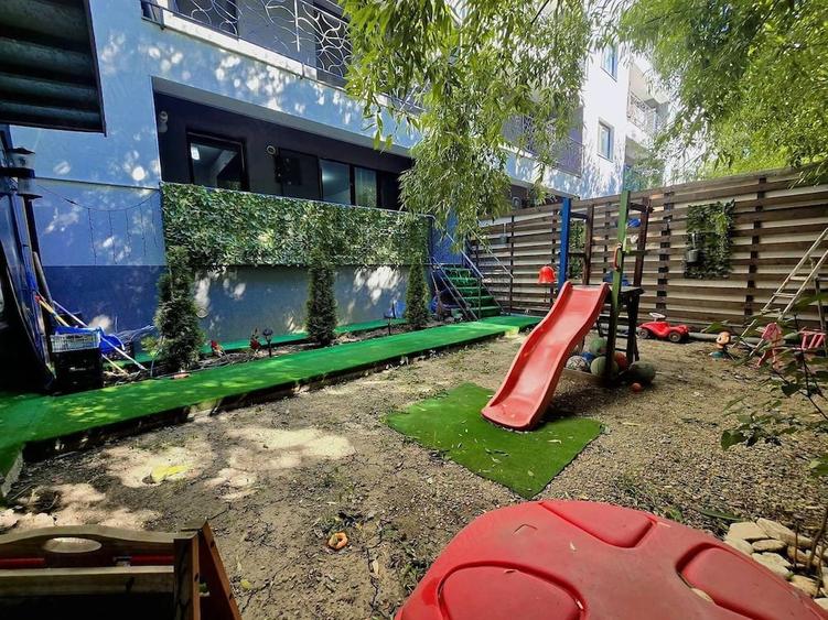 Apartament cu 2 camere decomandat în Dobroești