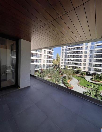 Apartament cu 2 camere semidecomandat, mobilat în Pipera