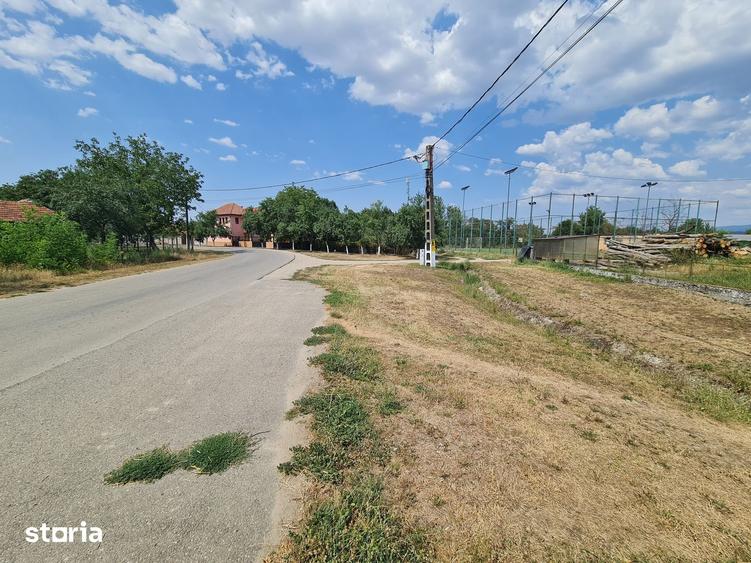 Teren de 1300 mp, în Bocsig