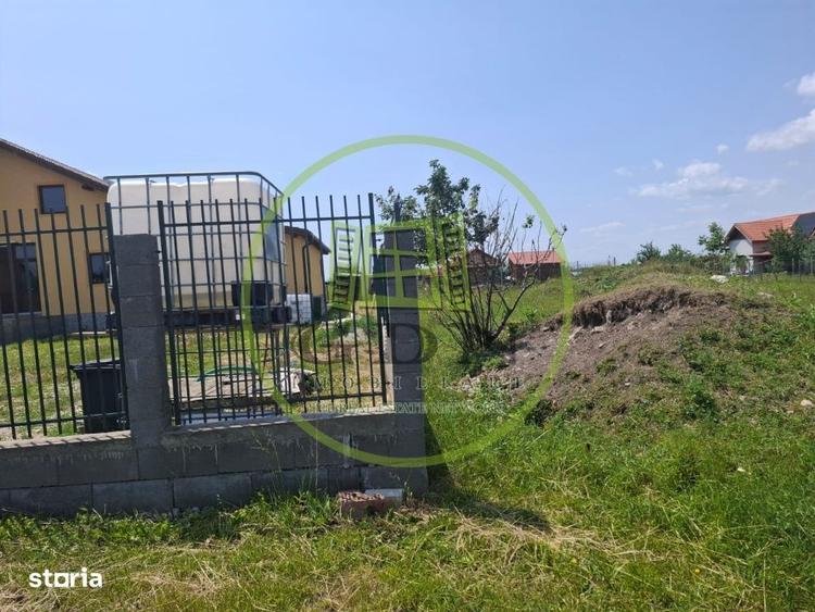 Casă cu 4 camere în Arpașu de Jos
