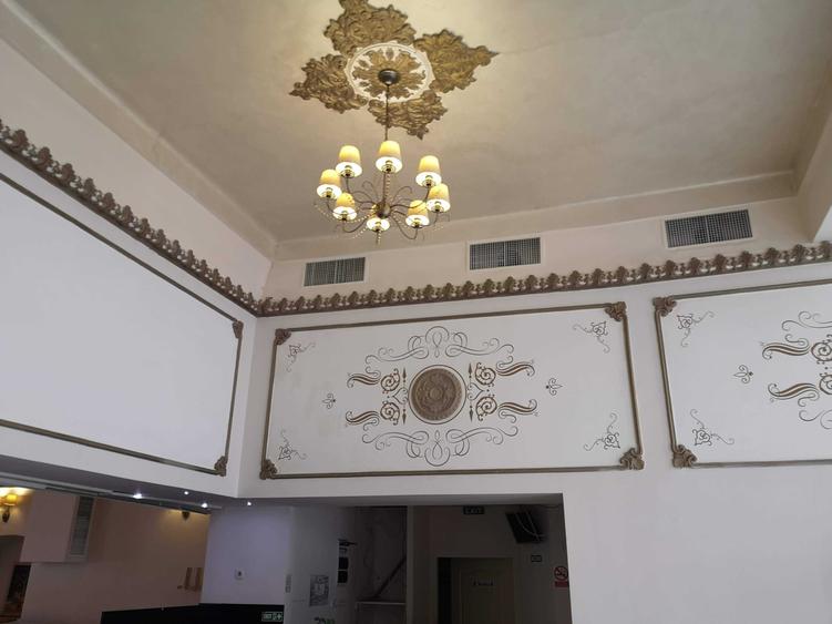 Spațiu comercial, de 300 mp, în Ultracentral