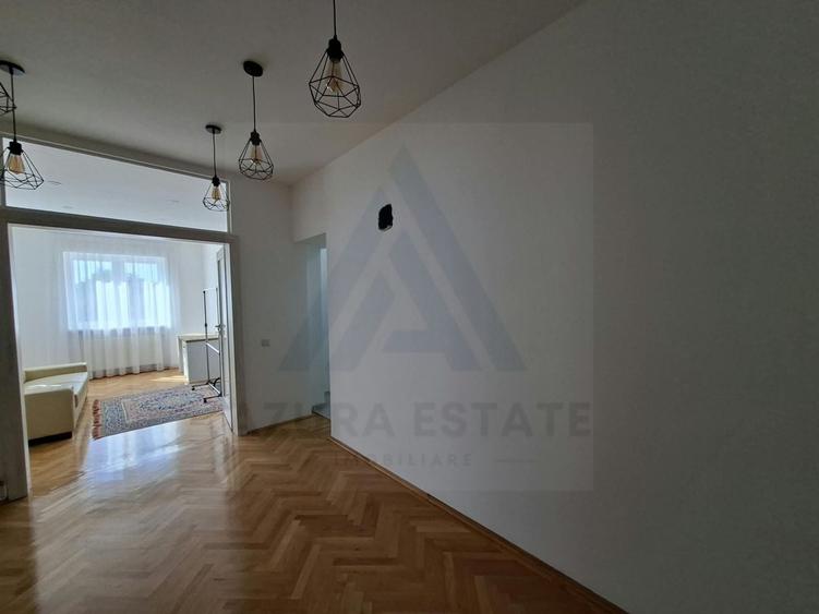 Apartament cu 3 camere decomandat, mobilat în Trei Stejari