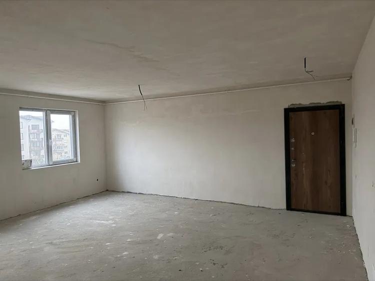 Apartament cu 2 camere semidecomandat în Florești — fotografia 1