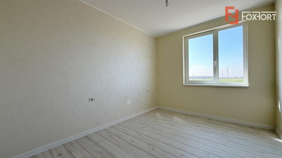 Duplex cu 4 camere cu Teren 270 Mp în Giroc