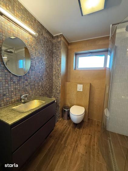 Apartament cu 5 camere în Băneasa