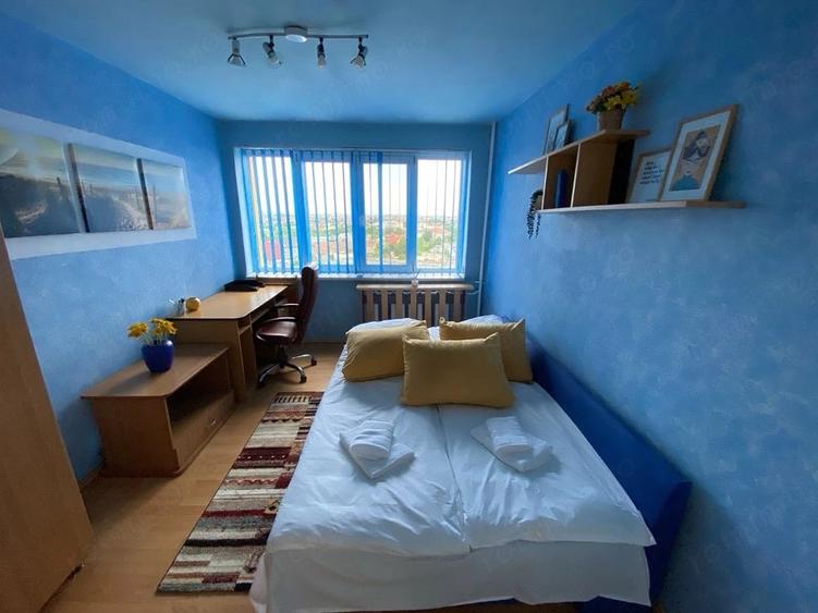 Apartament cu 3 camere decomandat în Central
