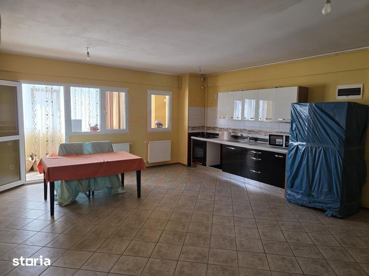 Apartament cu 3 camere în Siderurgiștilor