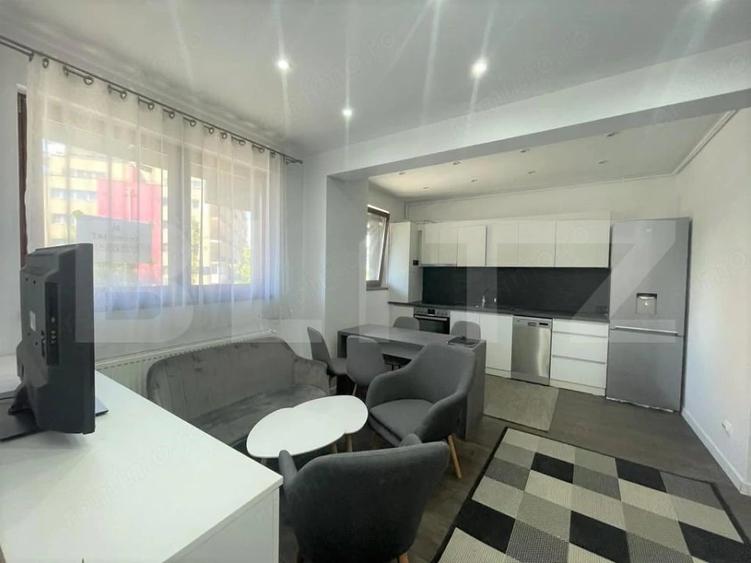 Apartament cu 3 camere semidecomandat în Baciu