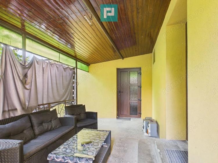 Casă cu 4 camere cu Teren 5538 Mp în Macea