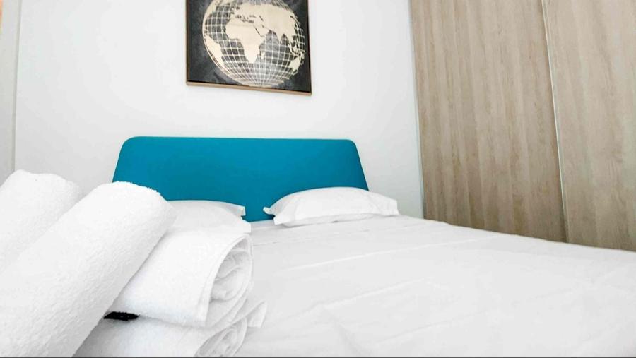 Apartament cu 2 camere semidecomandat, mobilat în Bună Ziua